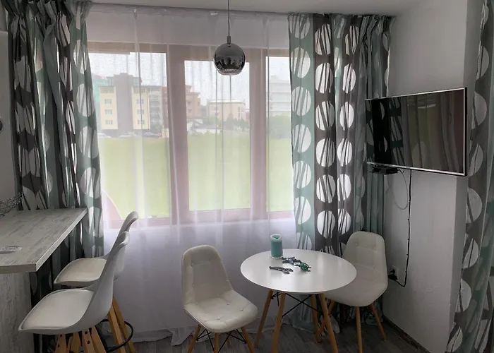 Apartment Oasis By The Sea