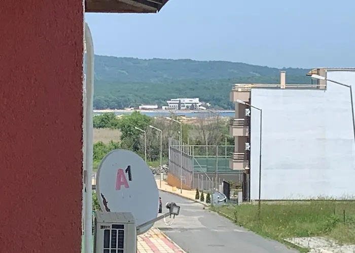 Oasis By The Sea 普里莫尔斯科